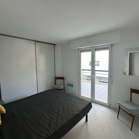 Spacieux Deux Pieces En Front De Pour 4 Personnes Ref 12 Апартаменты Сен-Рафаэль